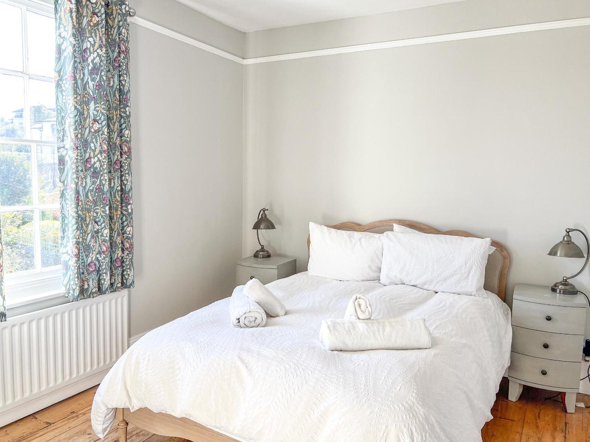 Arden Villa, Sleeps 8, Moments From The Golden Sandy Beach Of Ryde Ryde  Exteriör bild